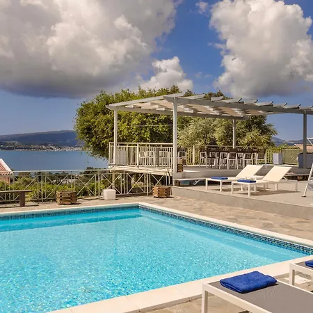 Hotel apartamentowy Panorama Fanari And Argostoli (Kefalonia)