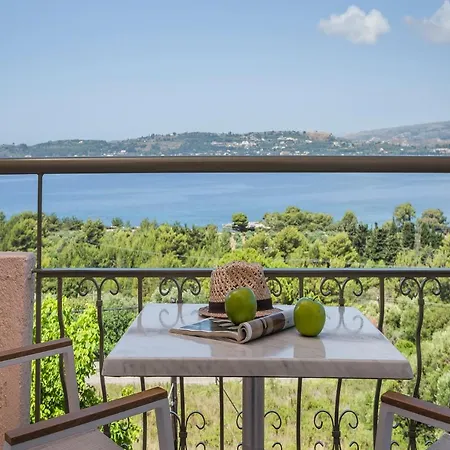 Ξενοδοχείο με διαμερίσματα Panorama Fanari And 3*